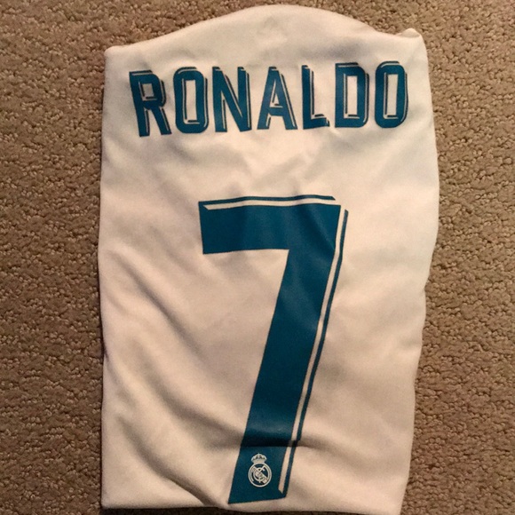 Cristiano Ronaldo Real Madrid Jersey - Picture 2 of 5